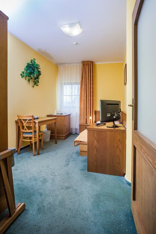 Hotel Jelinkova Vila Velke Mezirici Bilik gambar