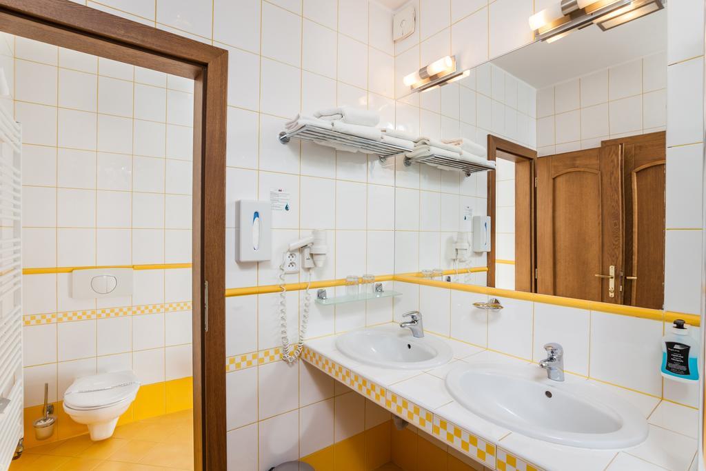 Hotel Jelinkova Vila Velke Mezirici Bilik gambar