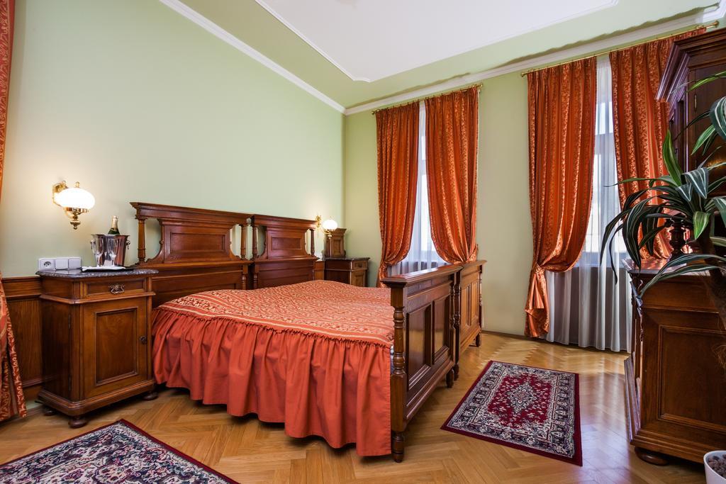 Hotel Jelinkova Vila Velke Mezirici Bilik gambar