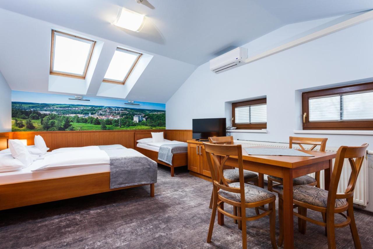 Hotel Jelinkova Vila Velke Mezirici Luaran gambar